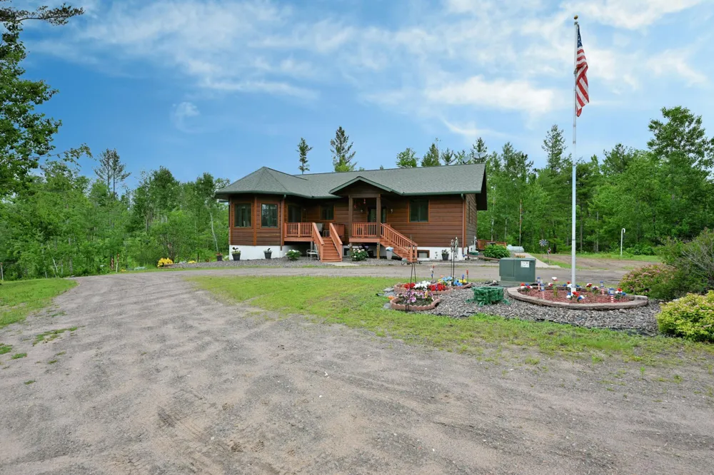 N5020 Red Pine Trail Spooner, WI 54801