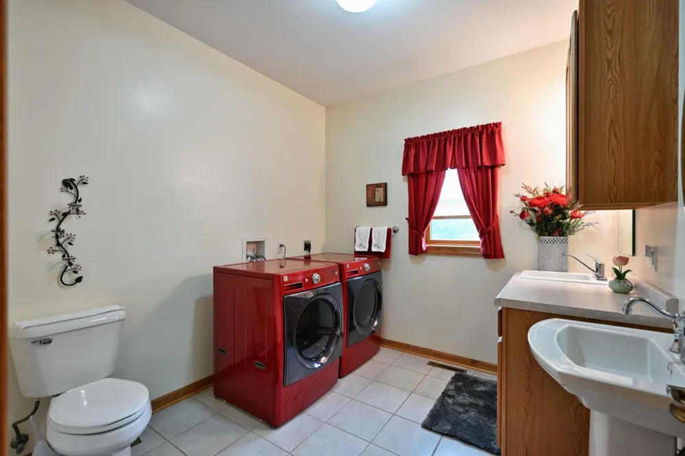 N5020 Red Pine Trail Spooner, WI 54801