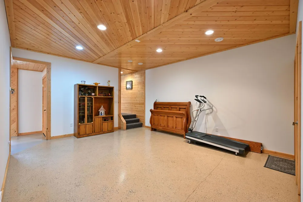 N5020 Red Pine Trail Spooner, WI 54801