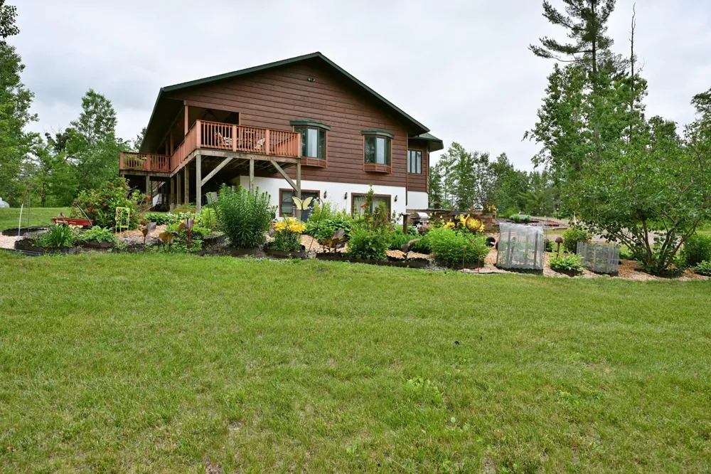N5020 Red Pine Trail Spooner, WI 54801