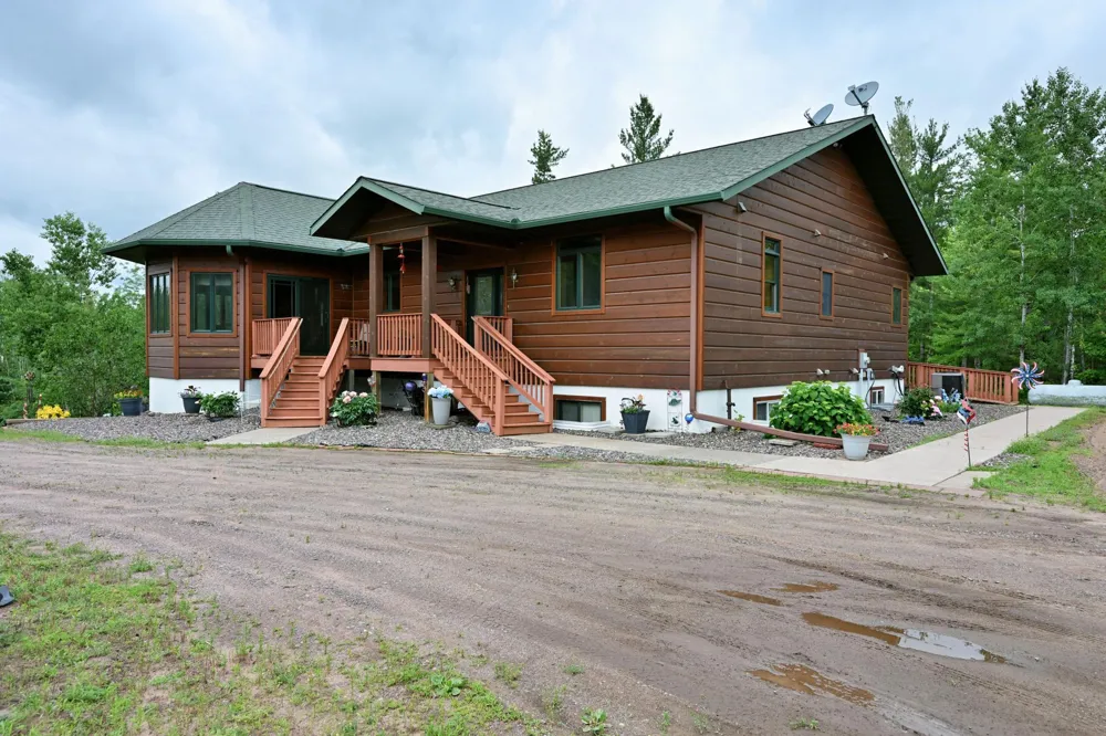 N5020 Red Pine Trail Spooner, WI 54801