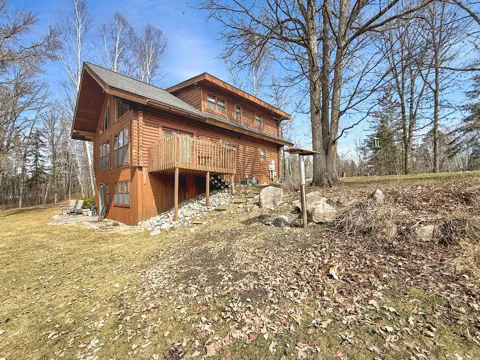 44711 Schoolcraft Trail