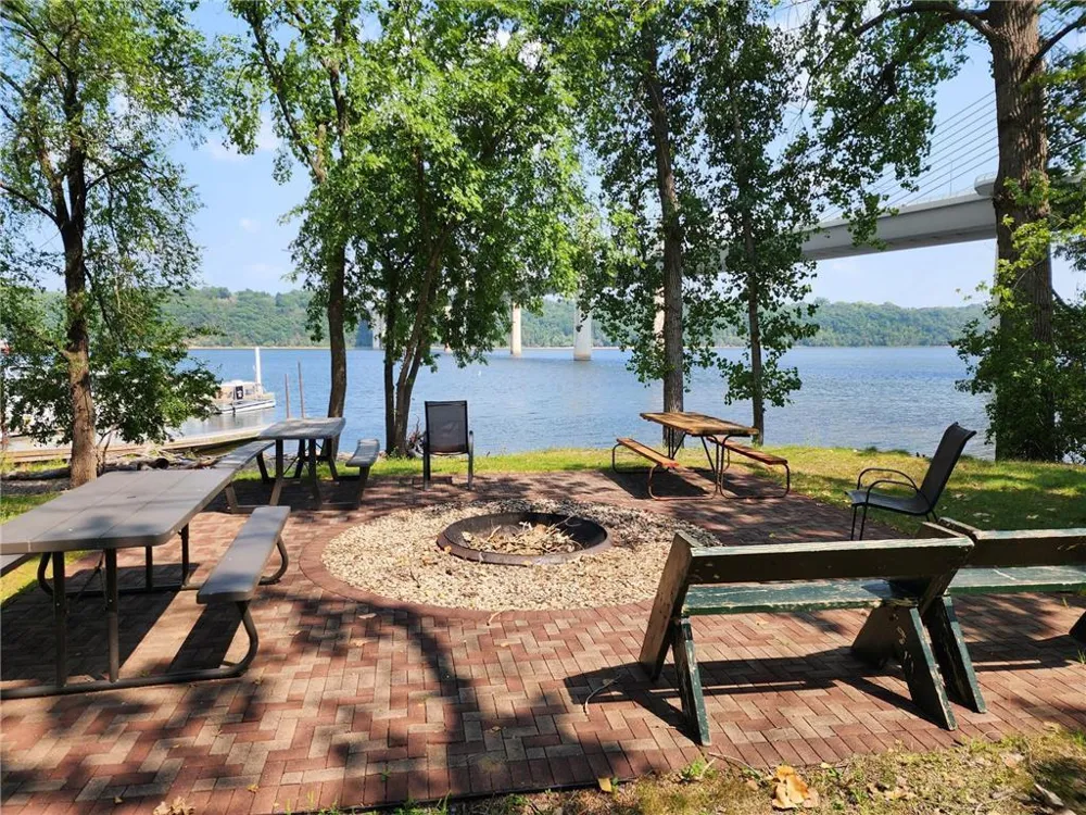6311 Saint Croix Trail Stillwater, MN 55082