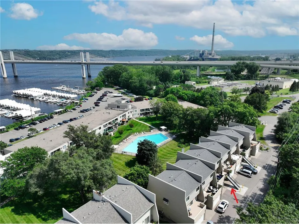 6311 Saint Croix Trail Stillwater, MN 55082