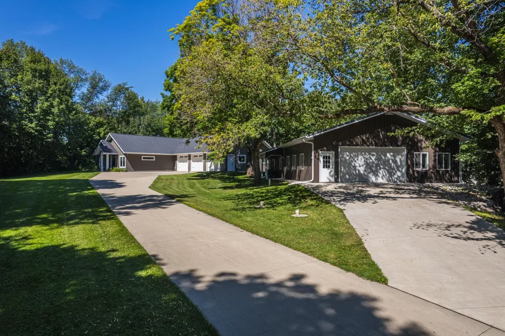 25379 Deerpath Loop Pelican Rapids, MN 56572