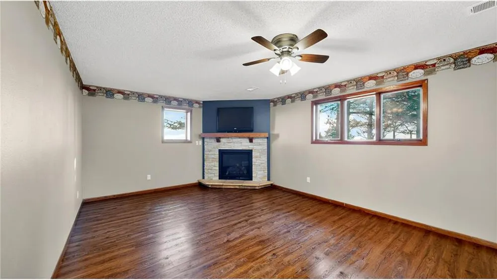 15158 241st Avenue Preston, MN 55965