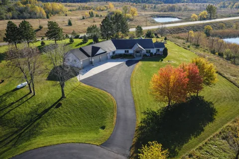 19801 Sundown Lane