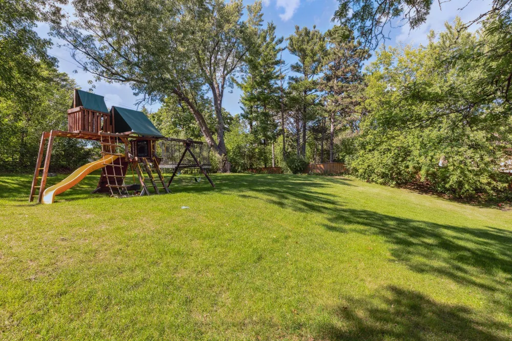 4908 Ridge Pl Edina, MN 55424