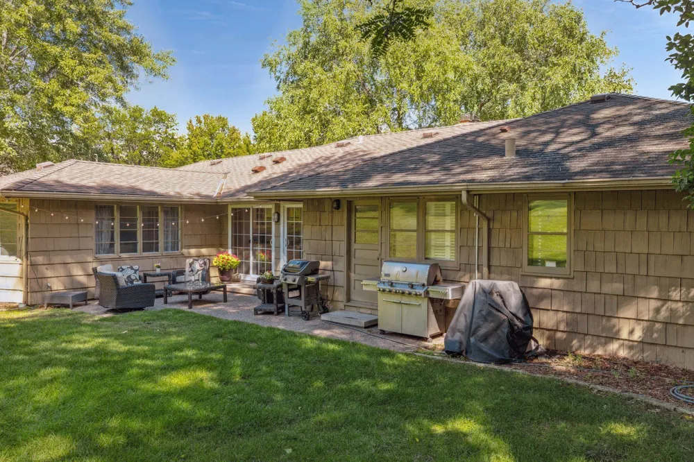 4908 Ridge Pl Edina, MN 55424