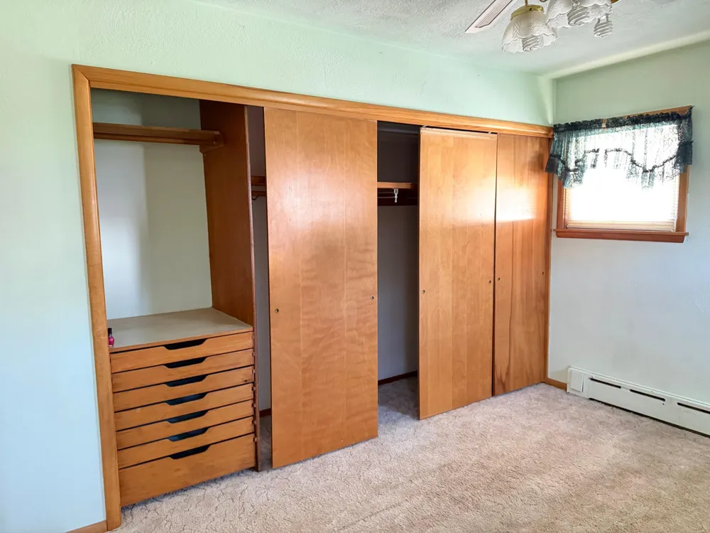 19 7th Avenue NE Elbow Lake, MN 56531
