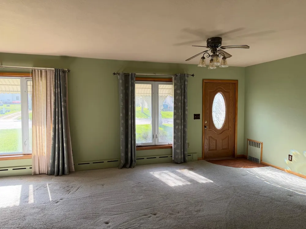 19 7th Avenue NE Elbow Lake, MN 56531