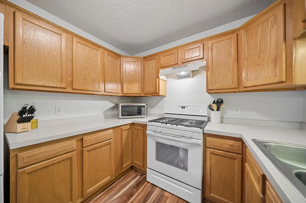 206 E Orchard Street Belle Plaine, MN 56011