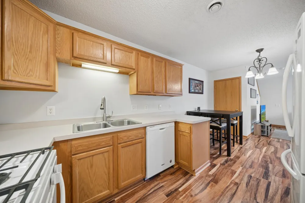 206 E Orchard Street Belle Plaine, MN 56011