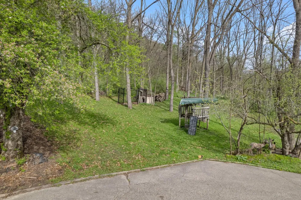 15107 County Road 25 Rollingstone, MN 55969