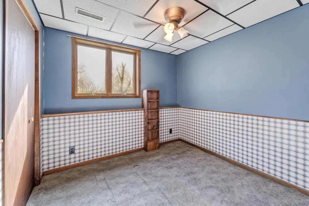 15107 County Road 25 Rollingstone, MN 55969