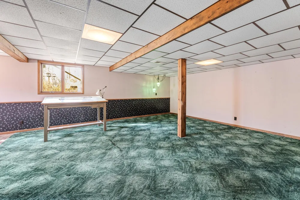 15107 County Road 25 Rollingstone, MN 55969