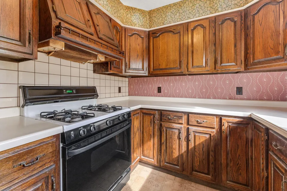 15107 County Road 25 Rollingstone, MN 55969