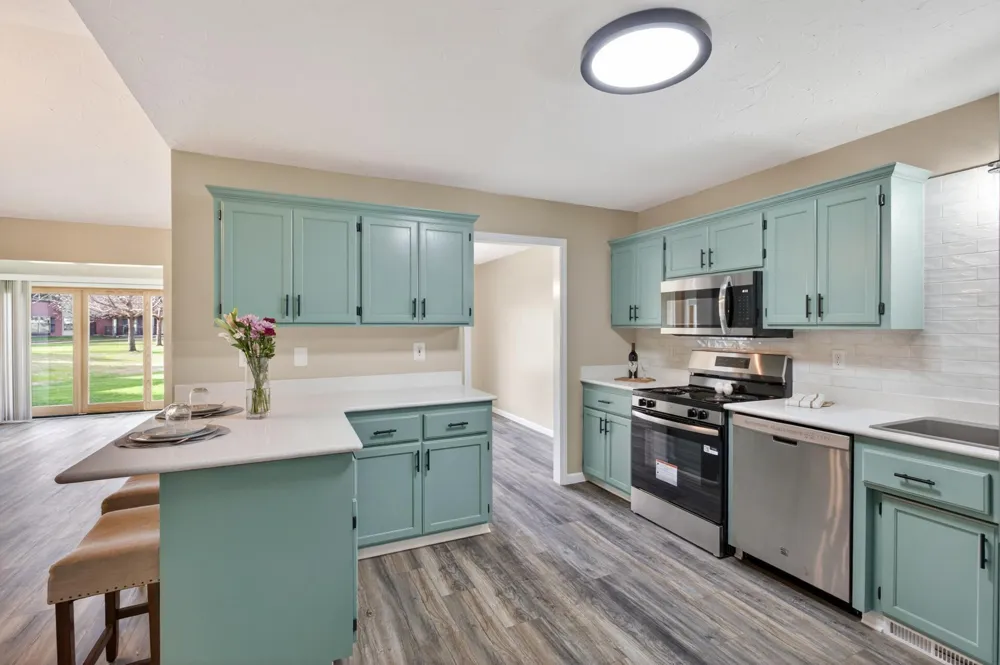 901 W Main Street Belle Plaine, MN 56011