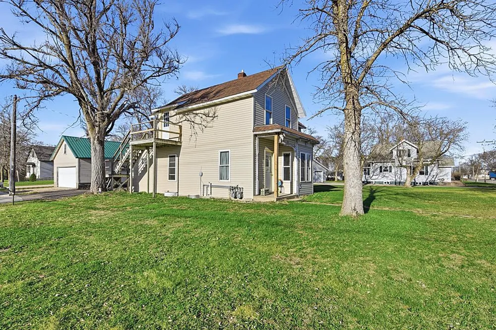 301 Minnie Street Paynesville, MN 56362