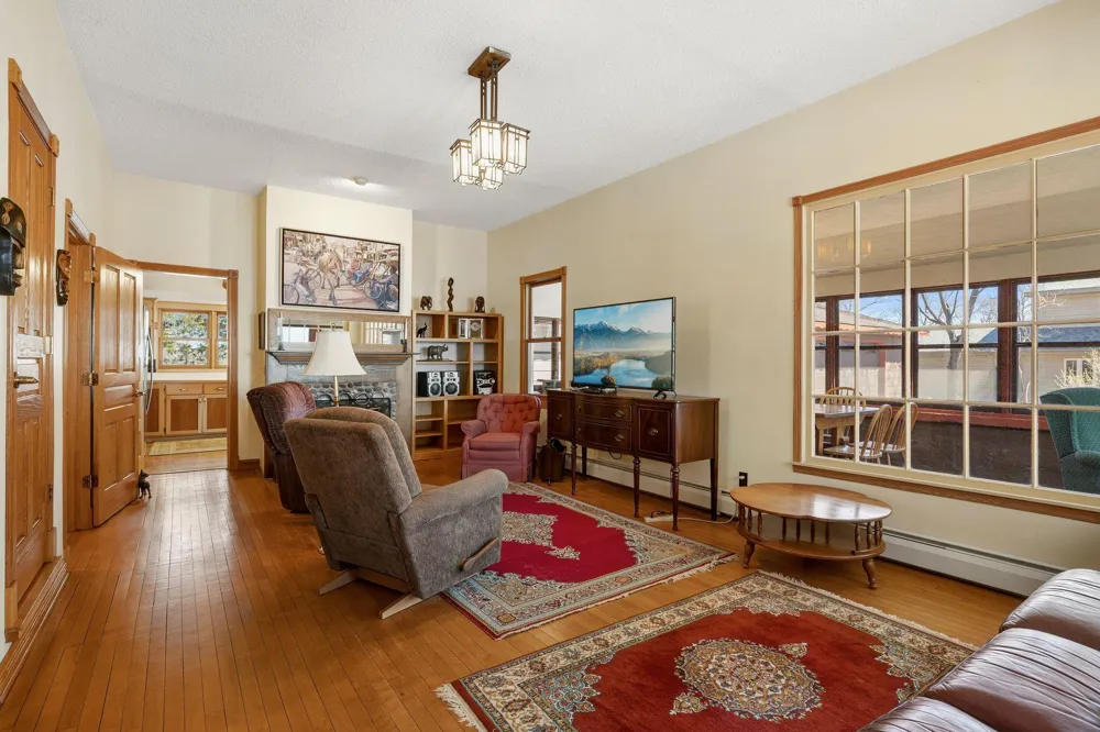 10200 Point Pleasant Road Chisago City, MN 55013