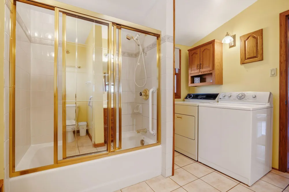 10200 Point Pleasant Road Chisago City, MN 55013