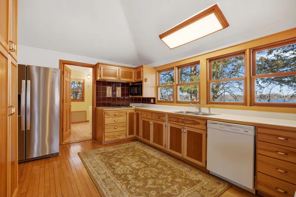 10200 Point Pleasant Road Chisago City, MN 55013