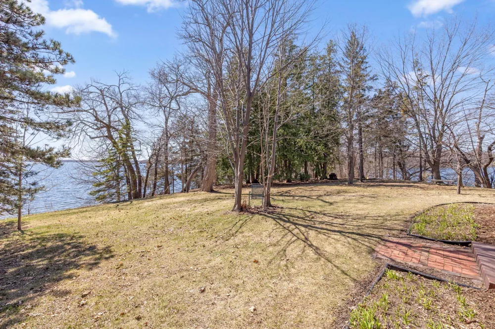 10200 Point Pleasant Road Chisago City, MN 55013