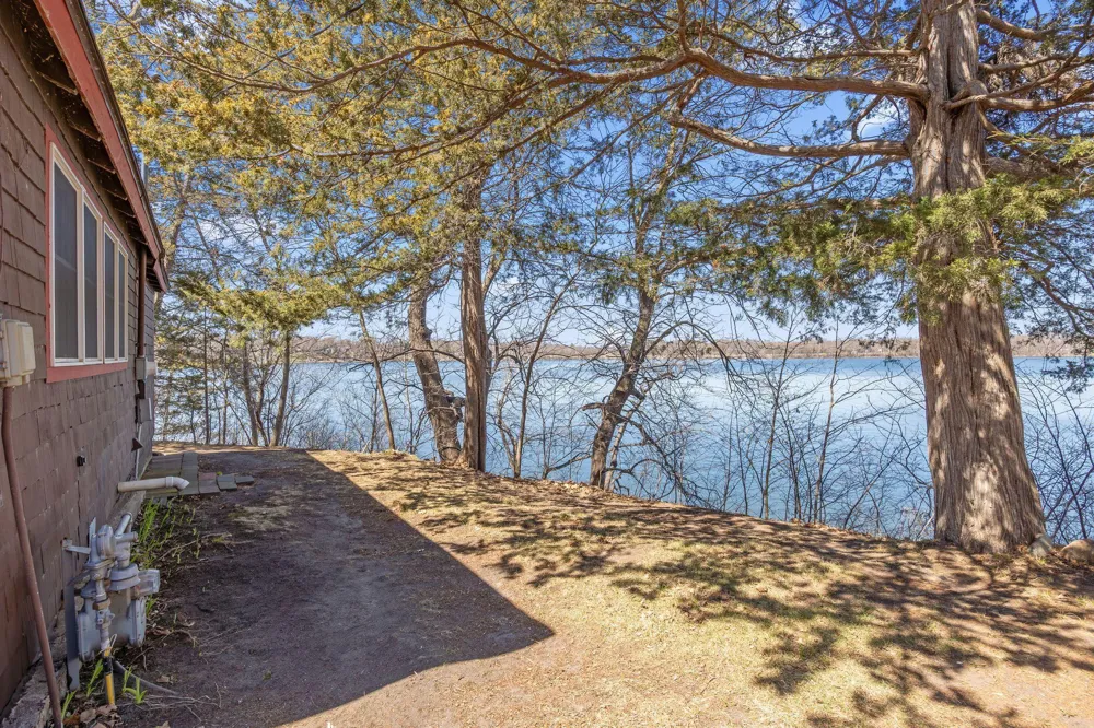 10200 Point Pleasant Road Chisago City, MN 55013