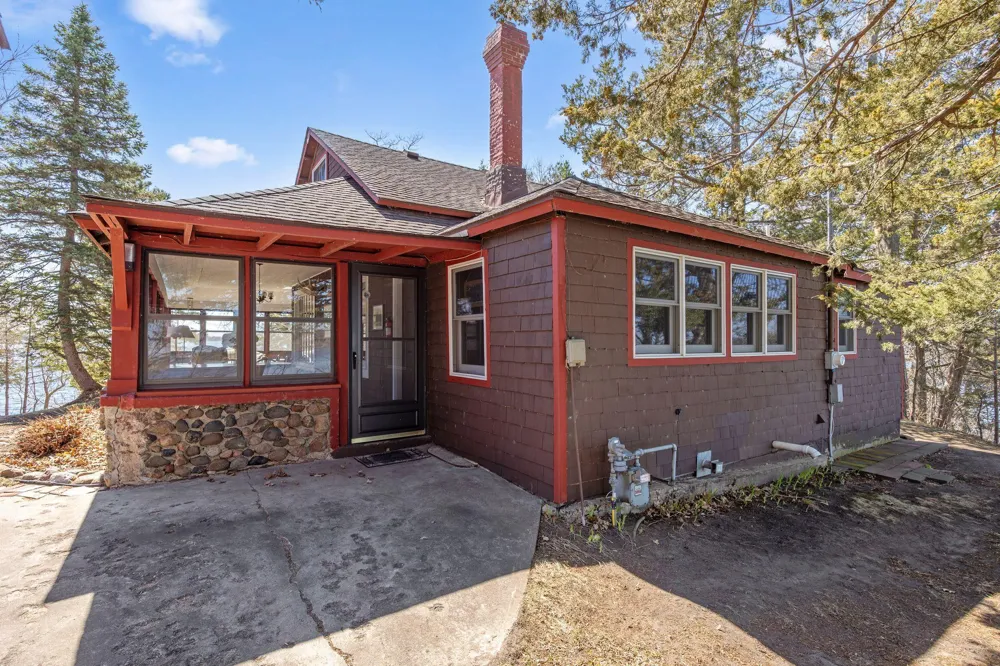 10200 Point Pleasant Road Chisago City, MN 55013