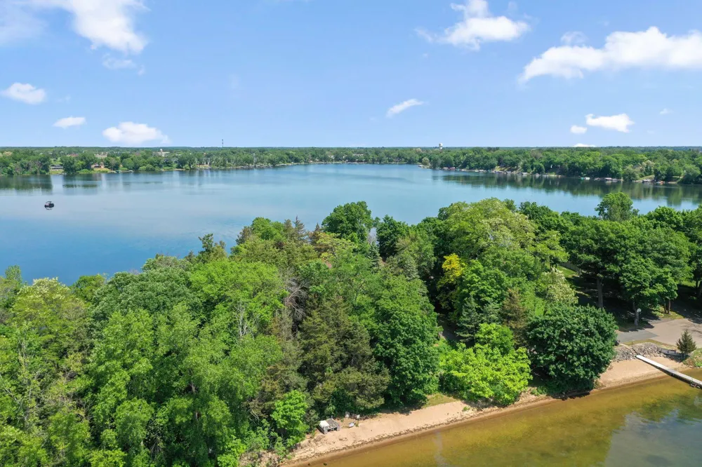 10200 Point Pleasant Road Chisago City, MN 55013