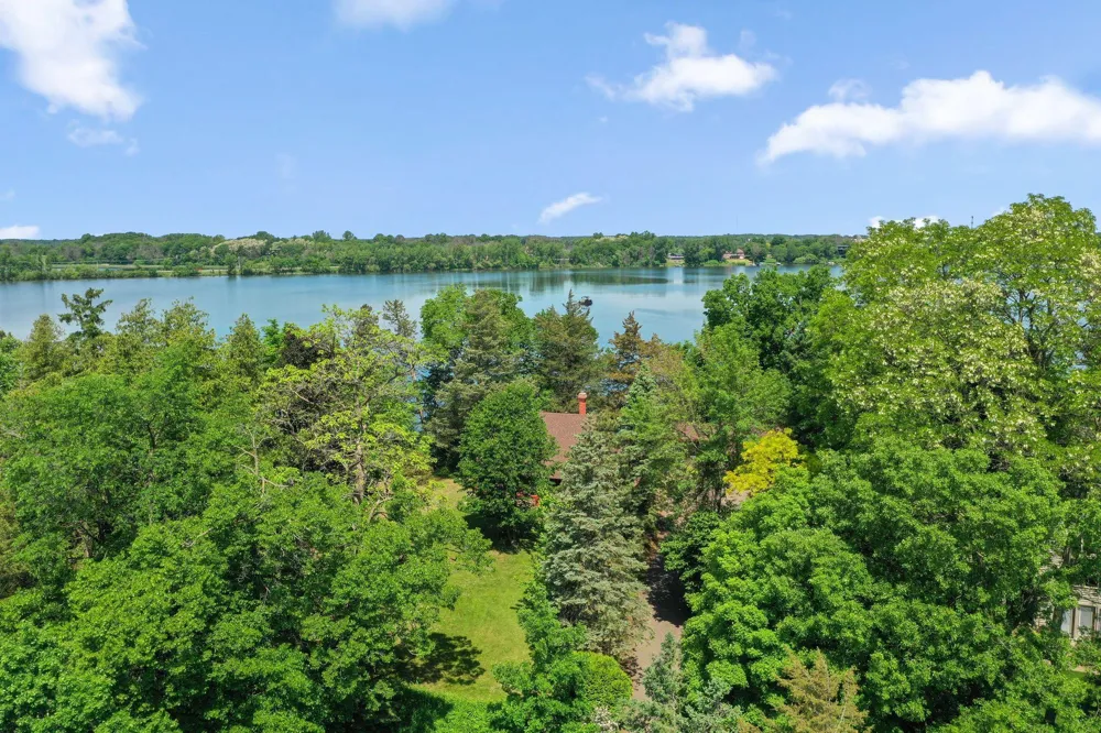 10200 Point Pleasant Road Chisago City, MN 55013