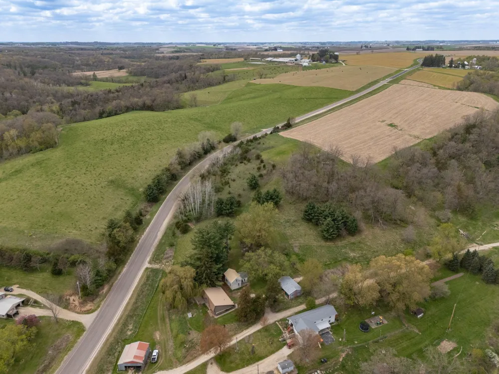 33704 County 25 Peterson, MN 55962