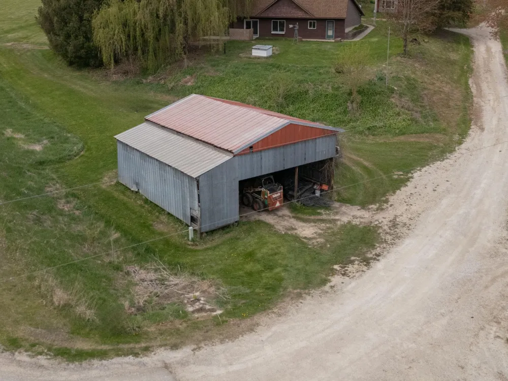 33704 County 25 Peterson, MN 55962