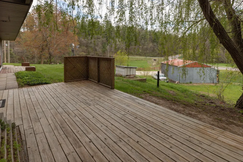 33704 County 25 Peterson, MN 55962