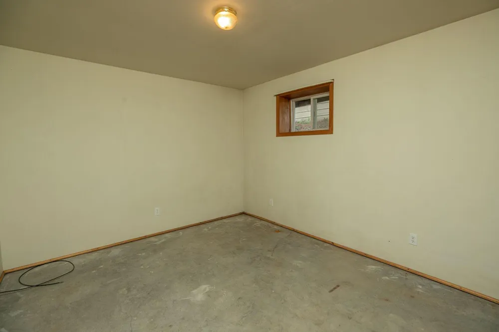 33704 County 25 Peterson, MN 55962