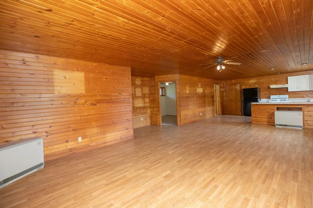 33704 County 25 Peterson, MN 55962