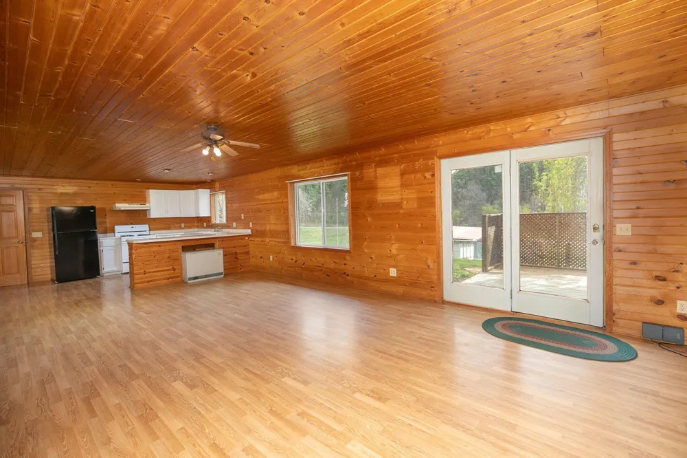33704 County 25 Peterson, MN 55962