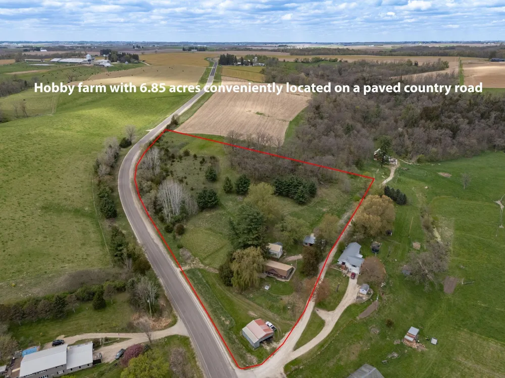 33704 County 25 Peterson, MN 55962