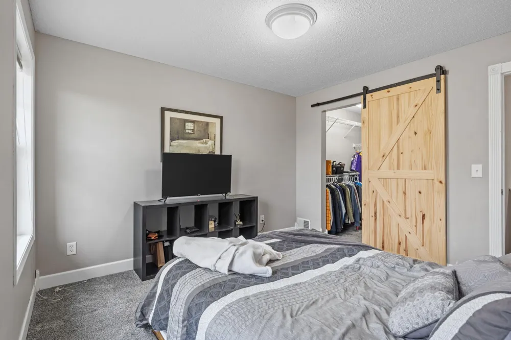 936 Golden Way NW Isanti, MN 55040