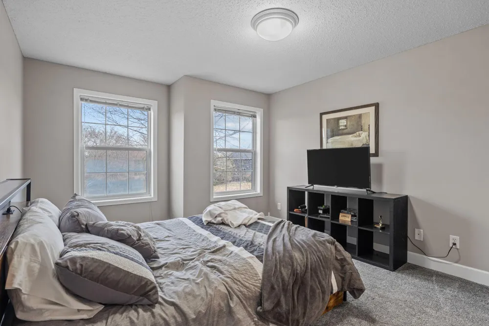 936 Golden Way NW Isanti, MN 55040