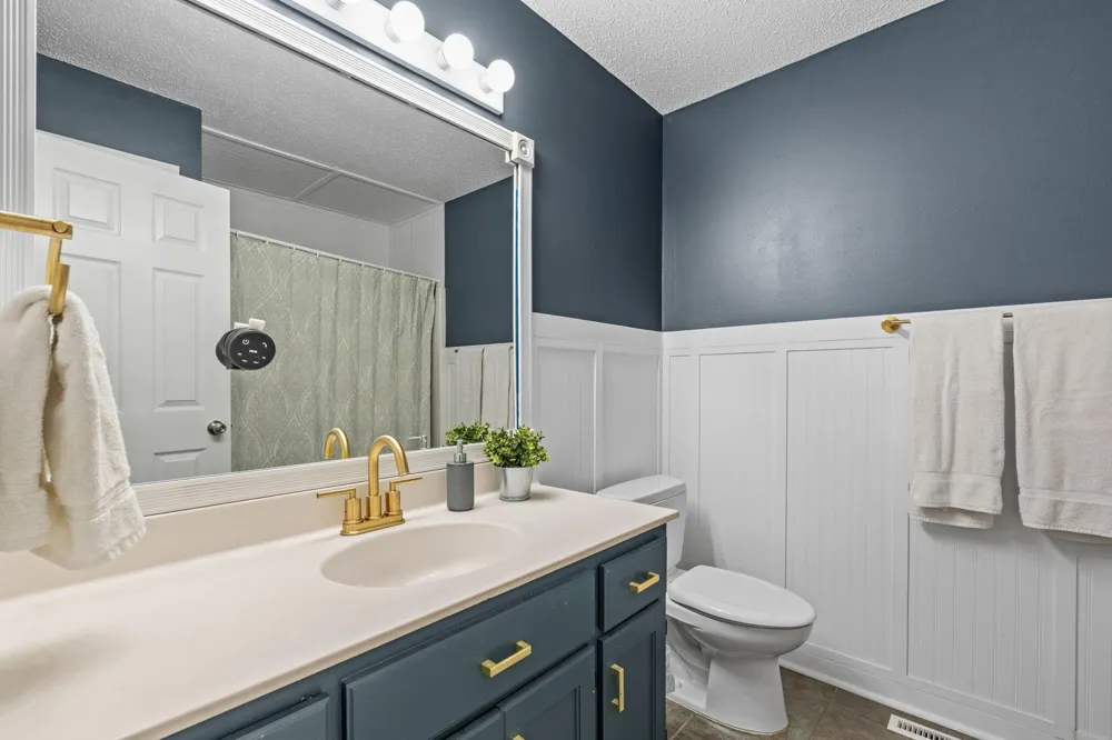 936 Golden Way NW Isanti, MN 55040