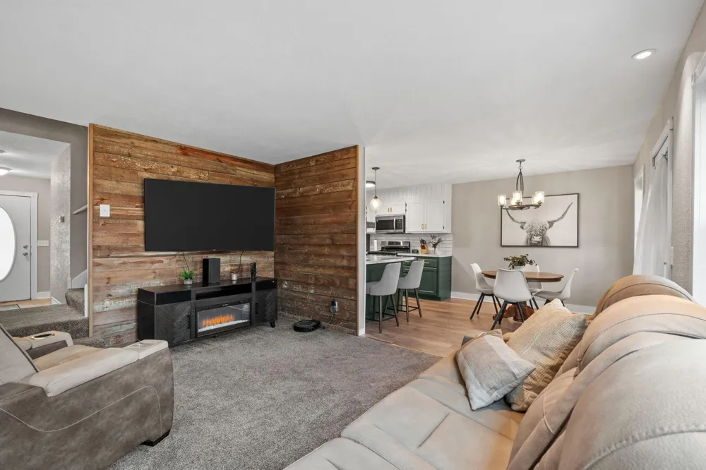 936 Golden Way NW Isanti, MN 55040