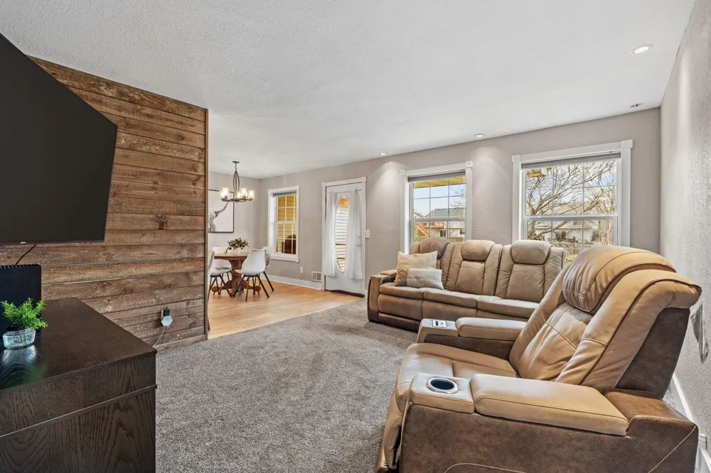 936 Golden Way NW Isanti, MN 55040