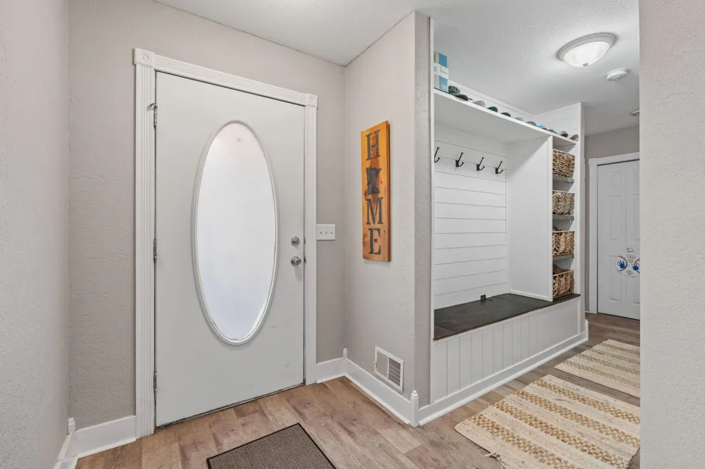 936 Golden Way NW Isanti, MN 55040