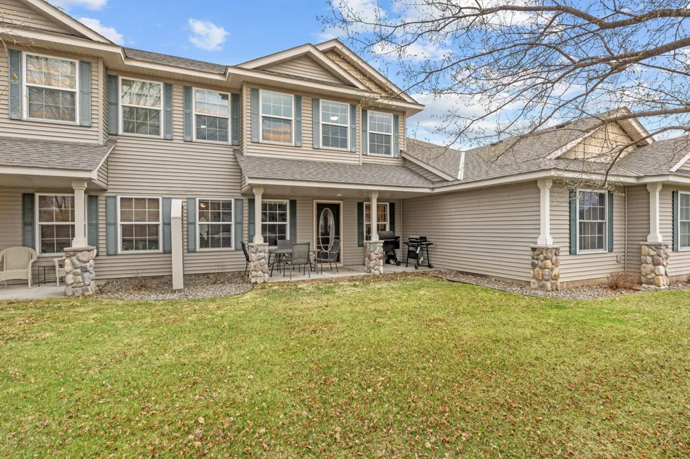 936 Golden Way NW Isanti, MN 55040