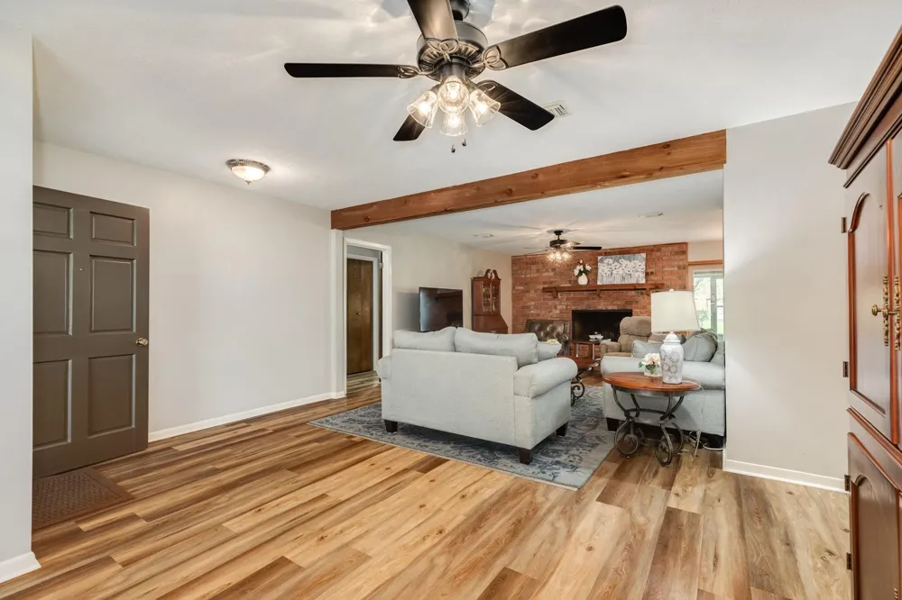 131 Singleton Street Jones Creek, TX 77541