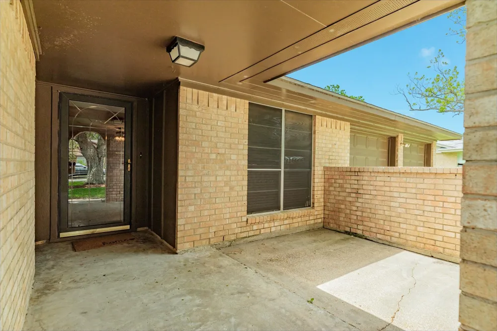 131 Singleton Street Jones Creek, TX 77541