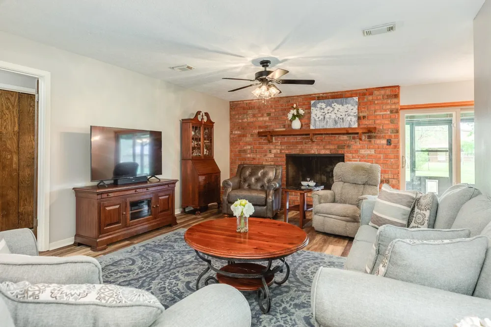 131 Singleton Street Jones Creek, TX 77541