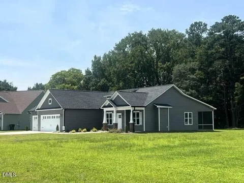14 Alex Acres Way