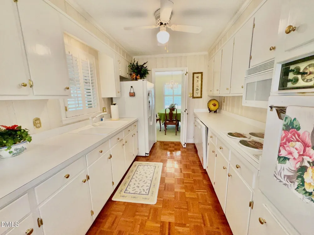 1604 Crescent Drive Henderson, NC 27536